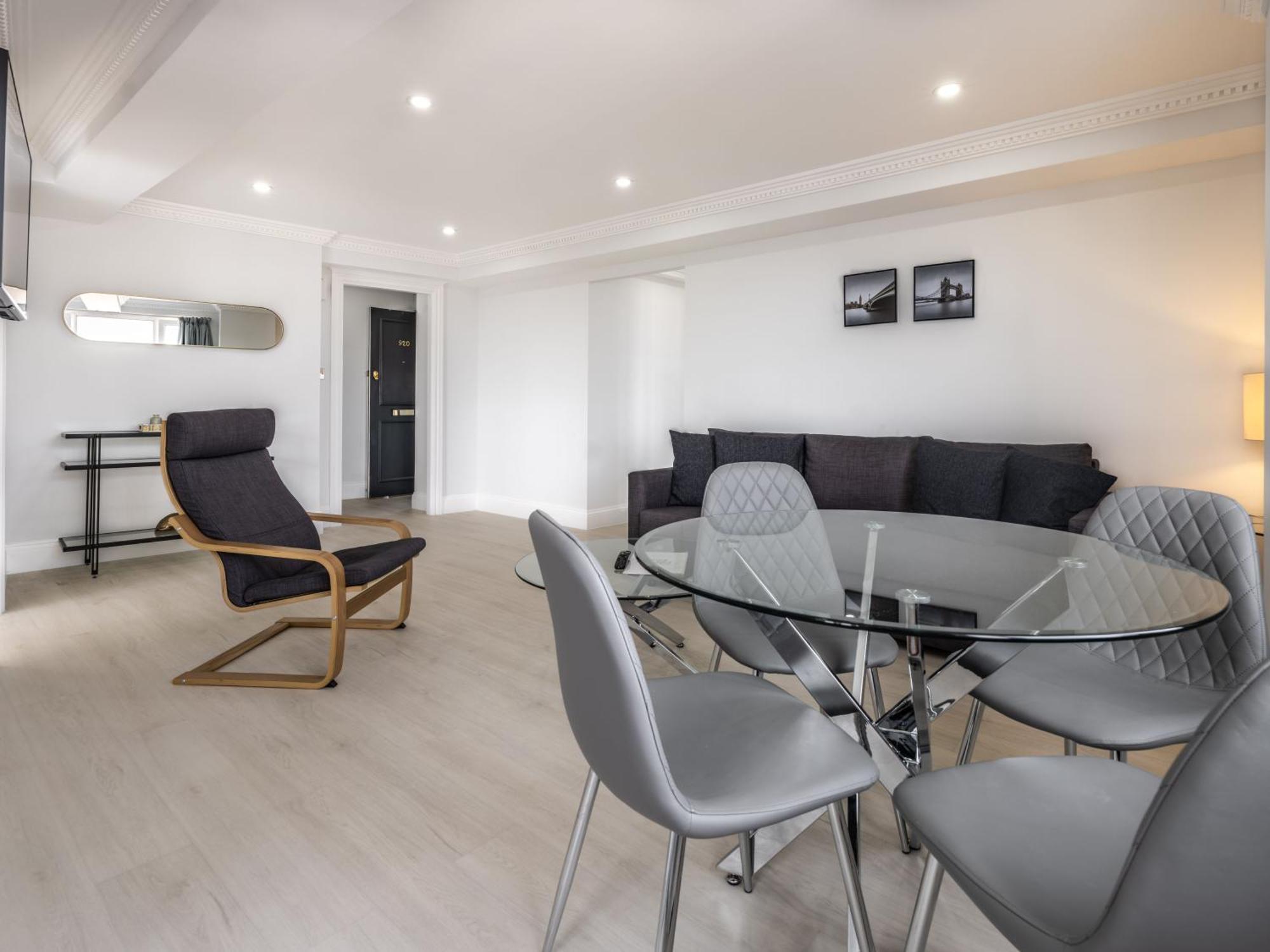 Chelsea Cloisters Serviced Apartments London Exterior photo