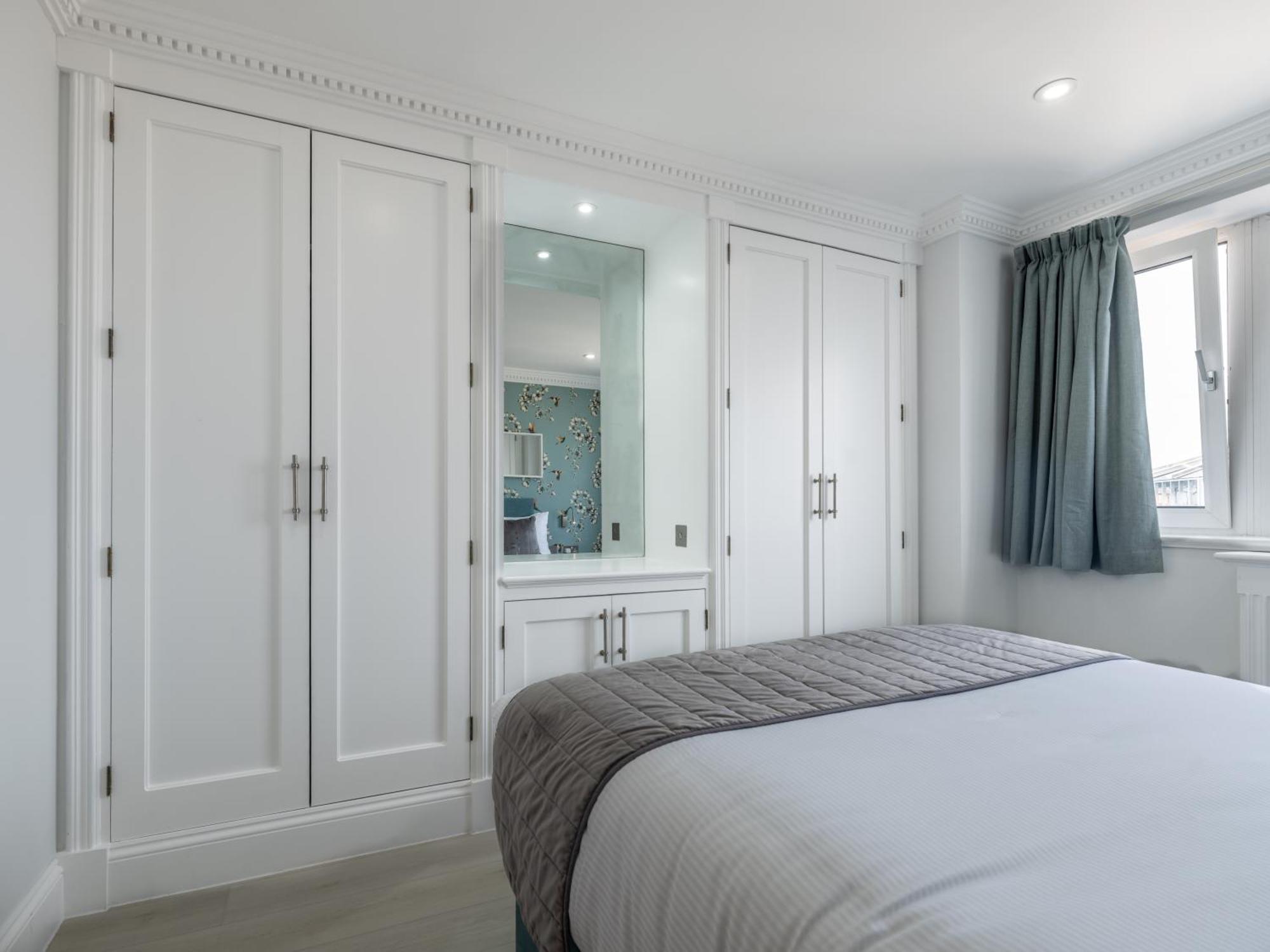 Chelsea Cloisters Serviced Apartments London Exterior photo