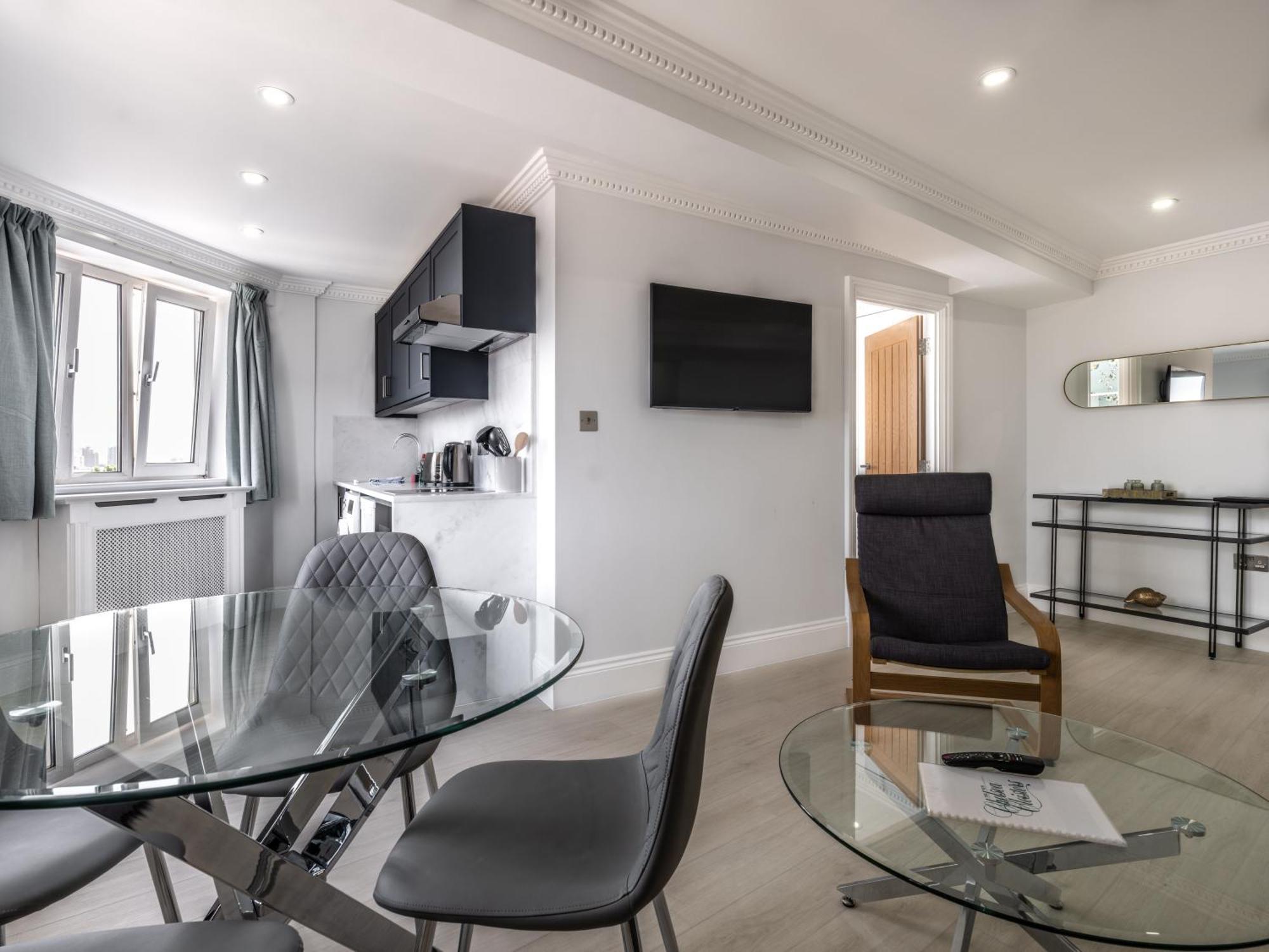 Chelsea Cloisters Serviced Apartments London Exterior photo